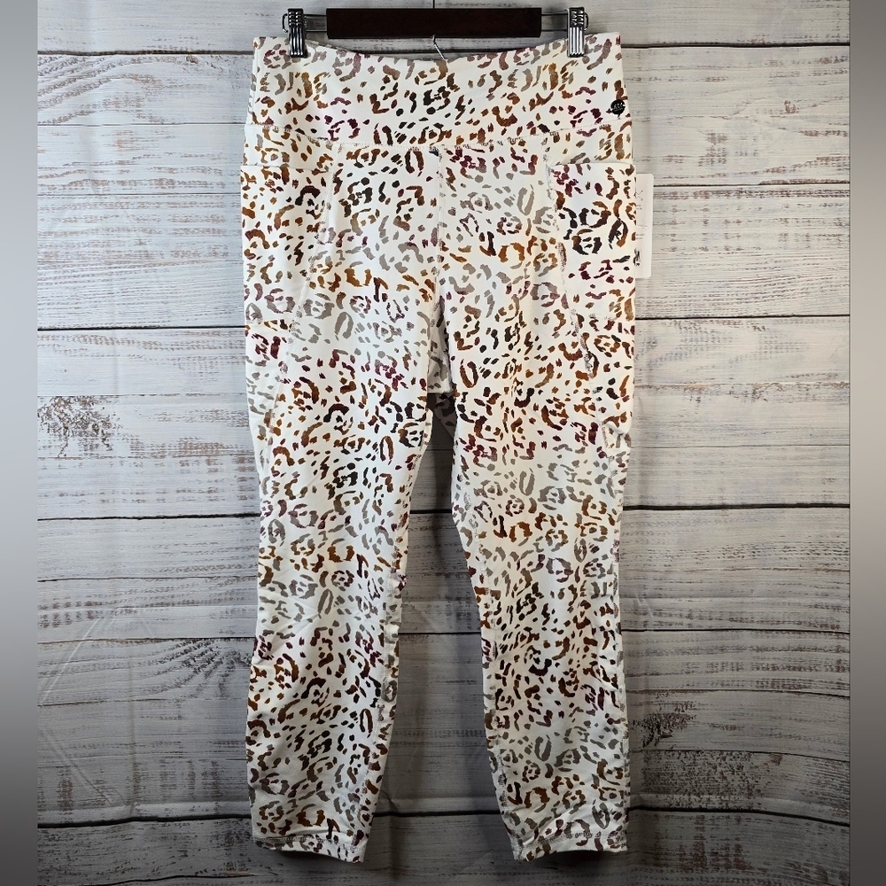 NWT Jones New‎ York Sport Woman Size 1x Animal Print Leggings White And Brown